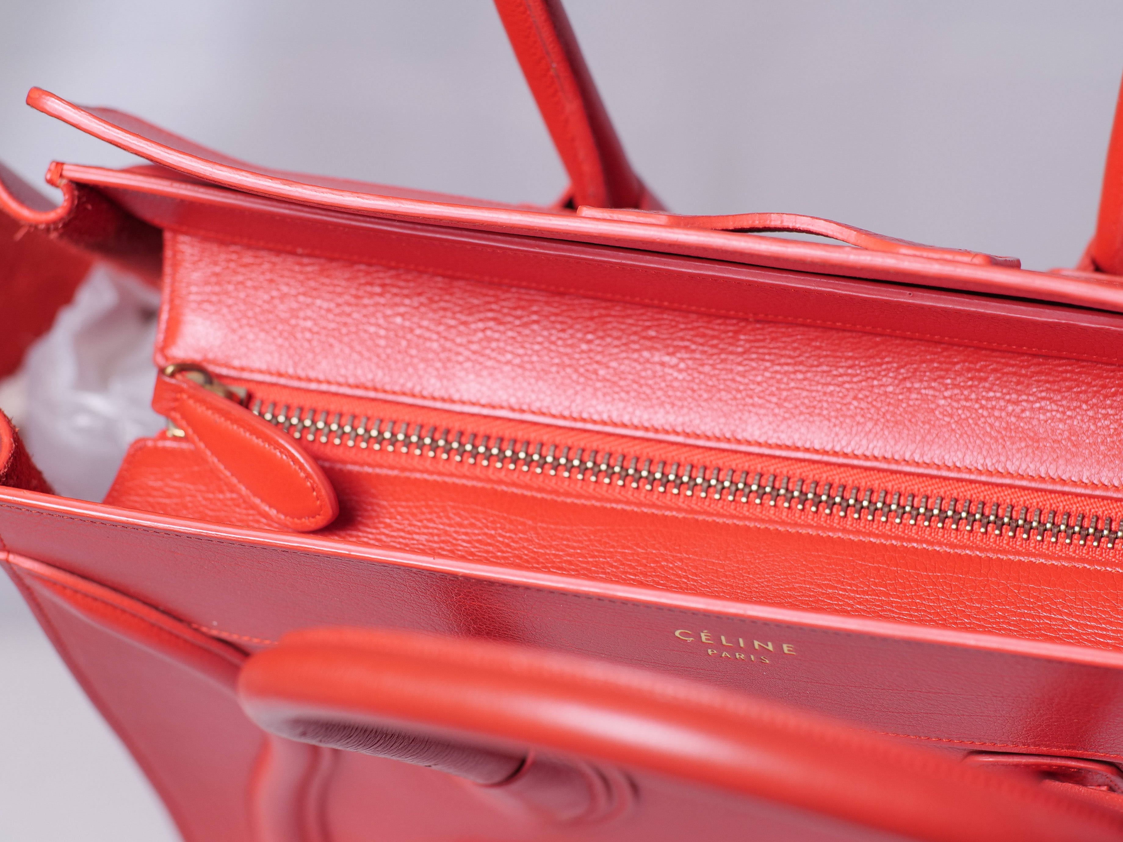 Bolsa Celine Luggage Micro de Cuero Rojo