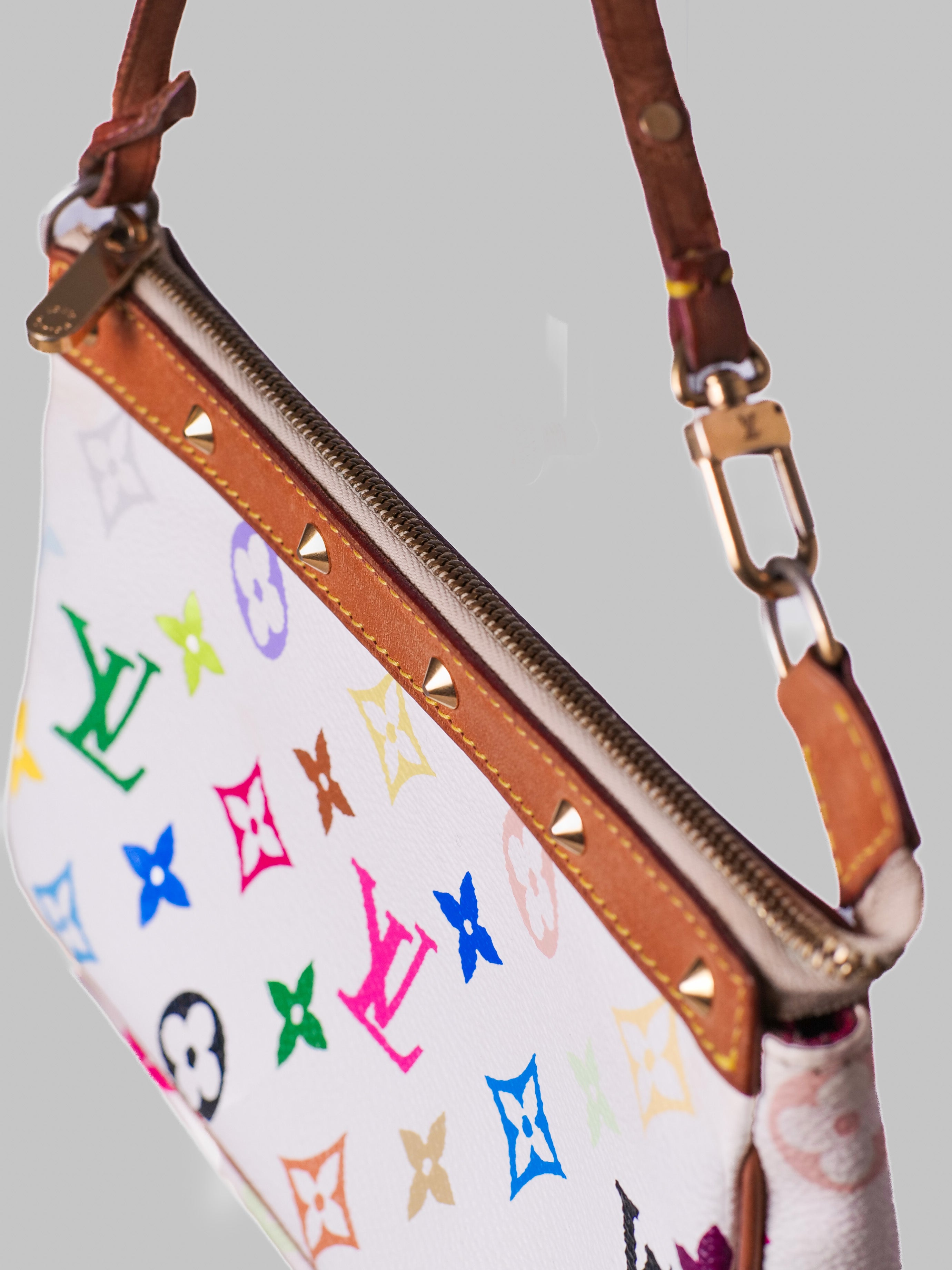 Louis Vuitton x Takashi Murakami Pochette Multicolor Blanca