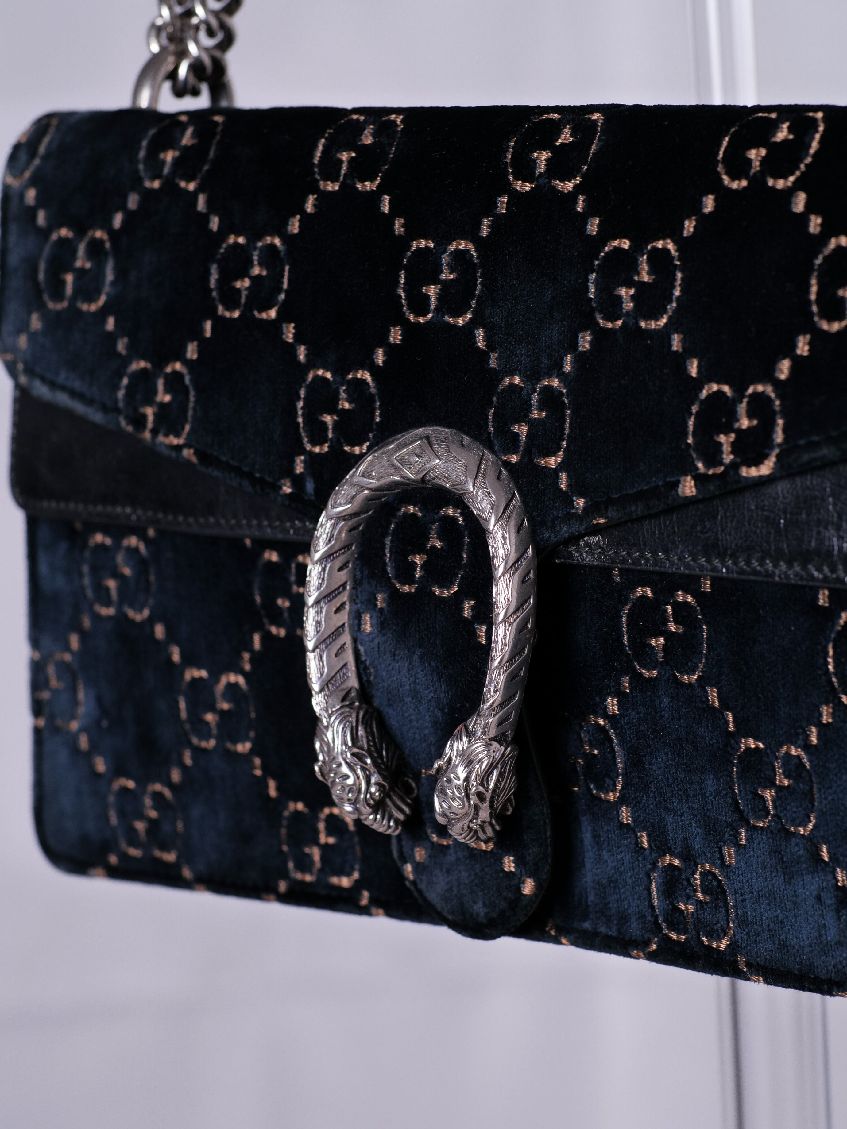 Gucci Dionysus Small GG en Terciopelo Negro