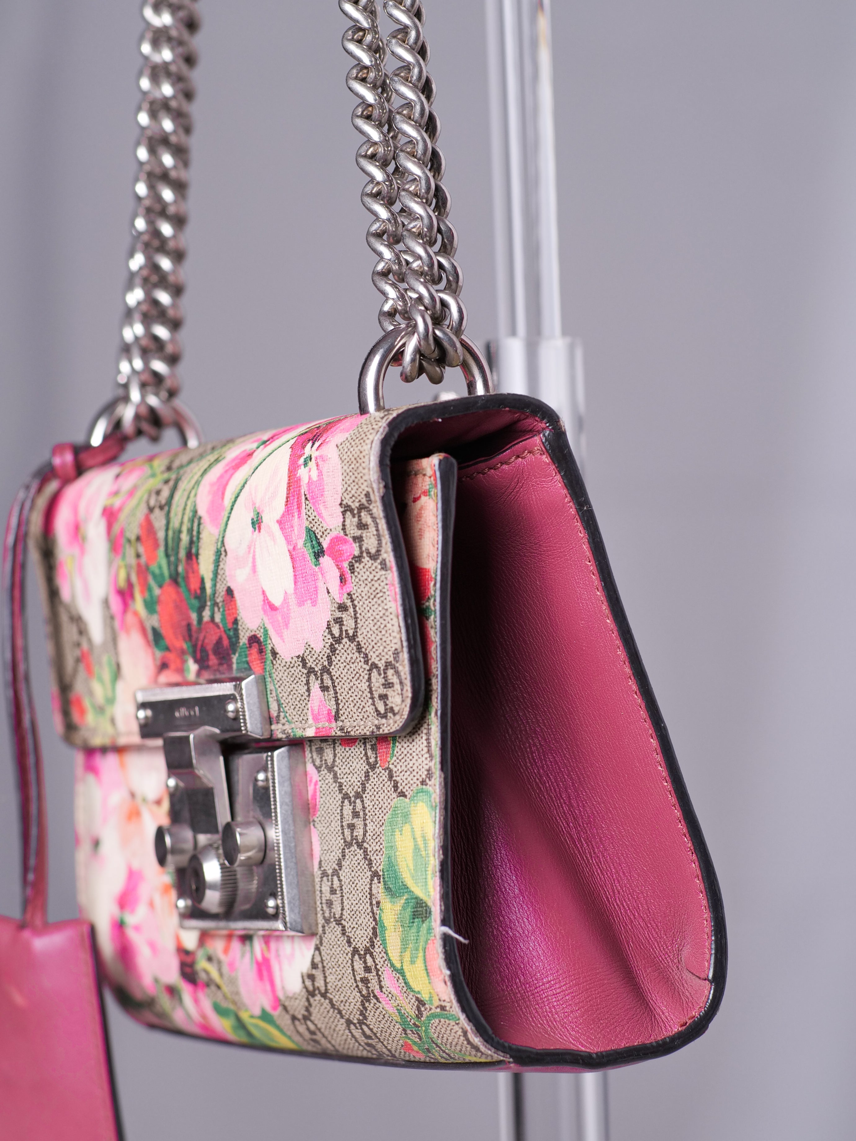 Bolsa Gucci Padlock Gg Supreme Floral Cadena Plateada