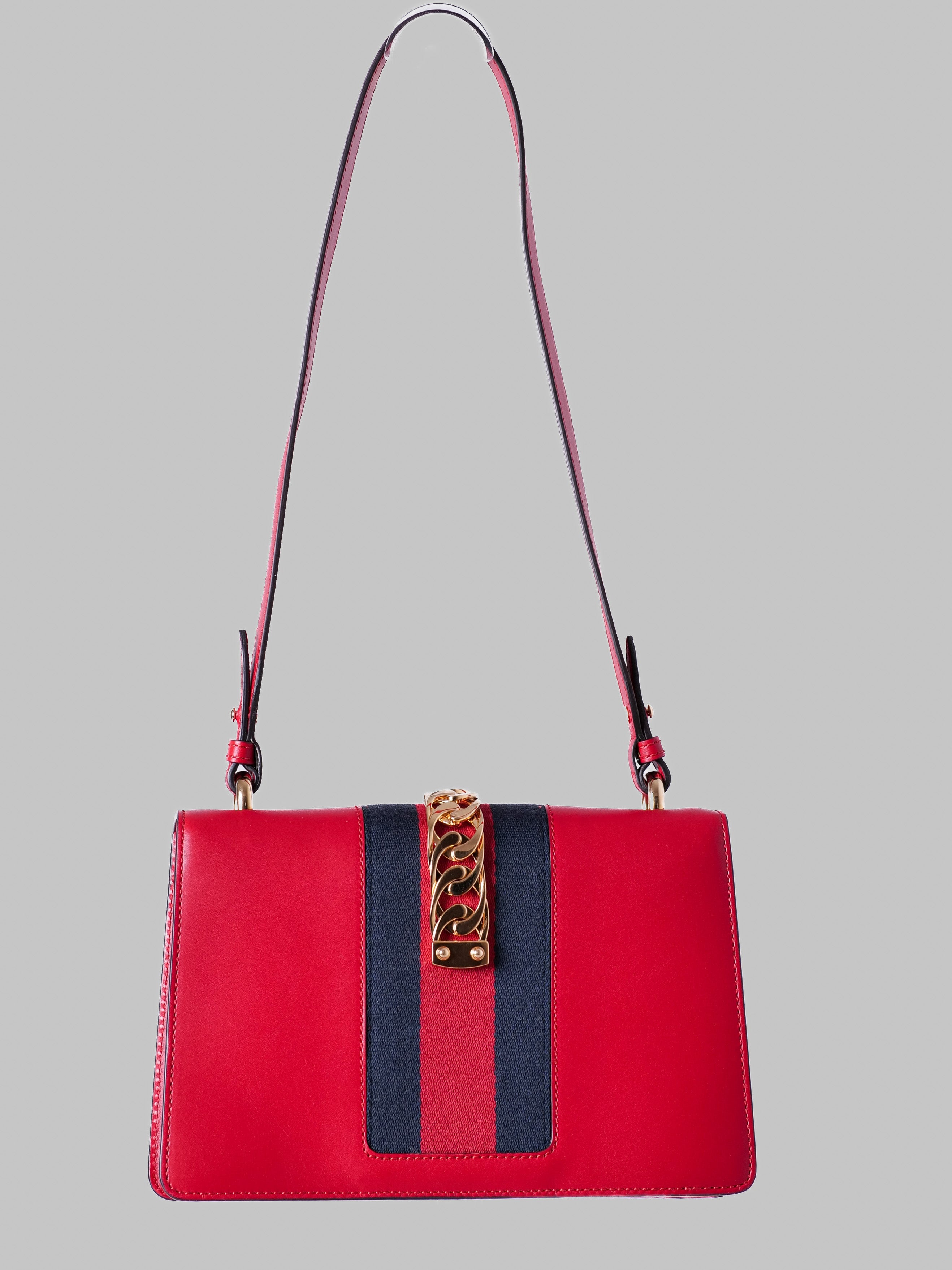 Gucci Sylvie Small Shoulder Bag Piel Roja